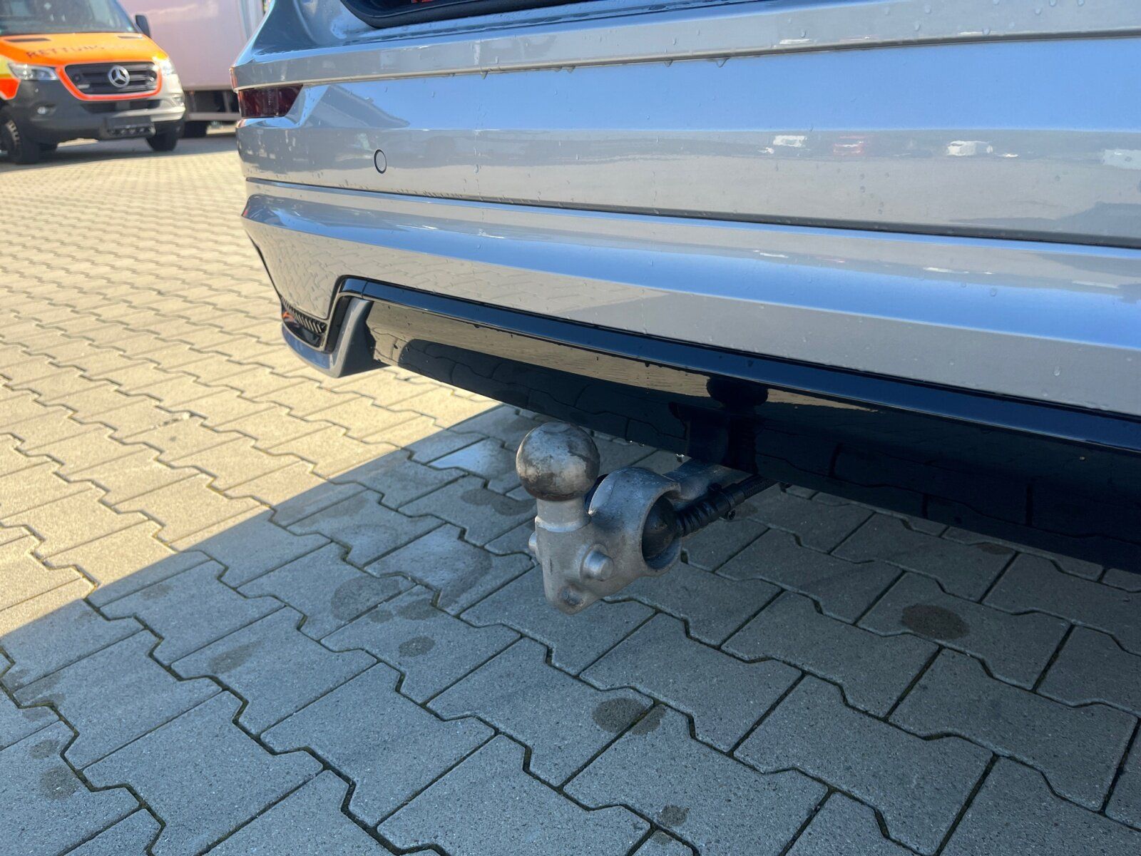 Volvo XC60 B5 AWD Ultimate Dark SHD+AHK+NAVI+360°K