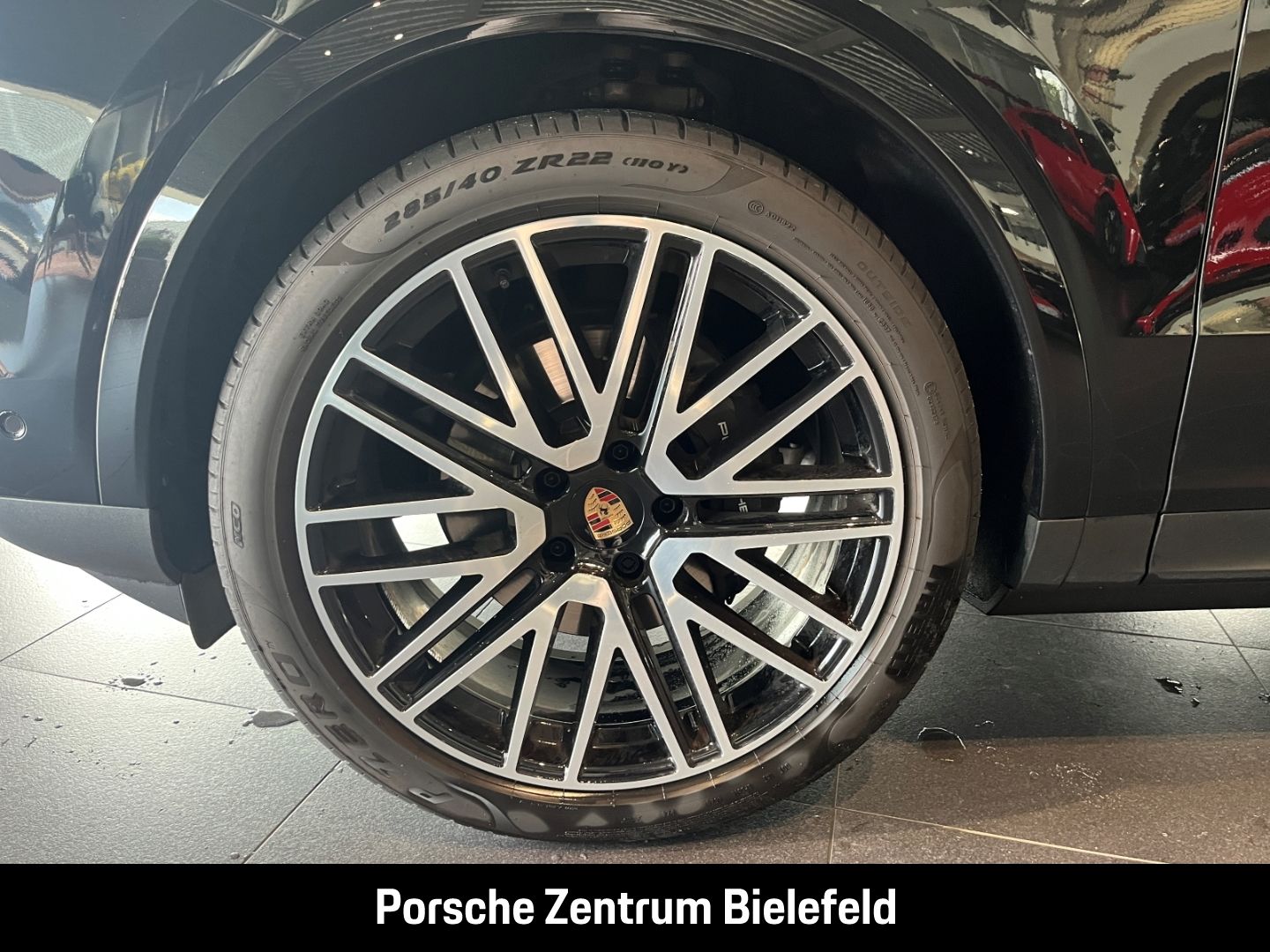 Porsche Cayenne BOSE LED-Matrix Panoramadach Luftfederun