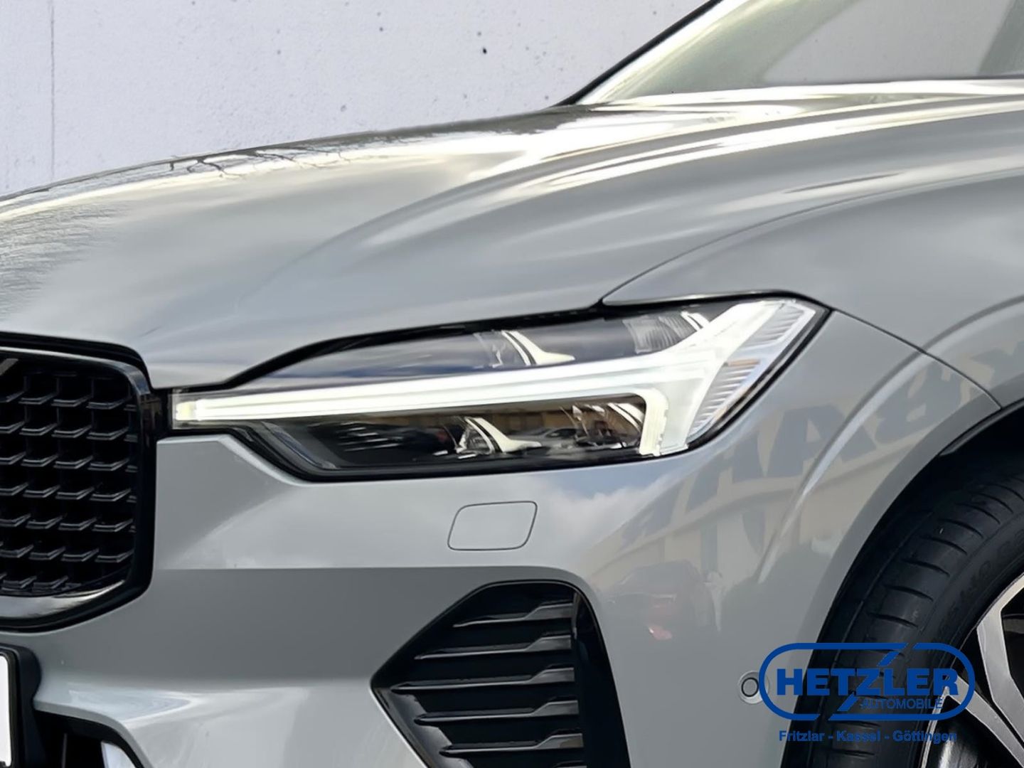 Volvo XC60 Ultra Dark Recharge Plug-In Hybrid AWD T8 T