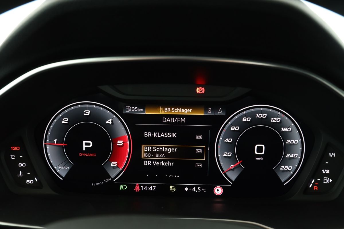 Audi Q3 35 TDI quattro S tronic S line - Samsaru's Car Outlet