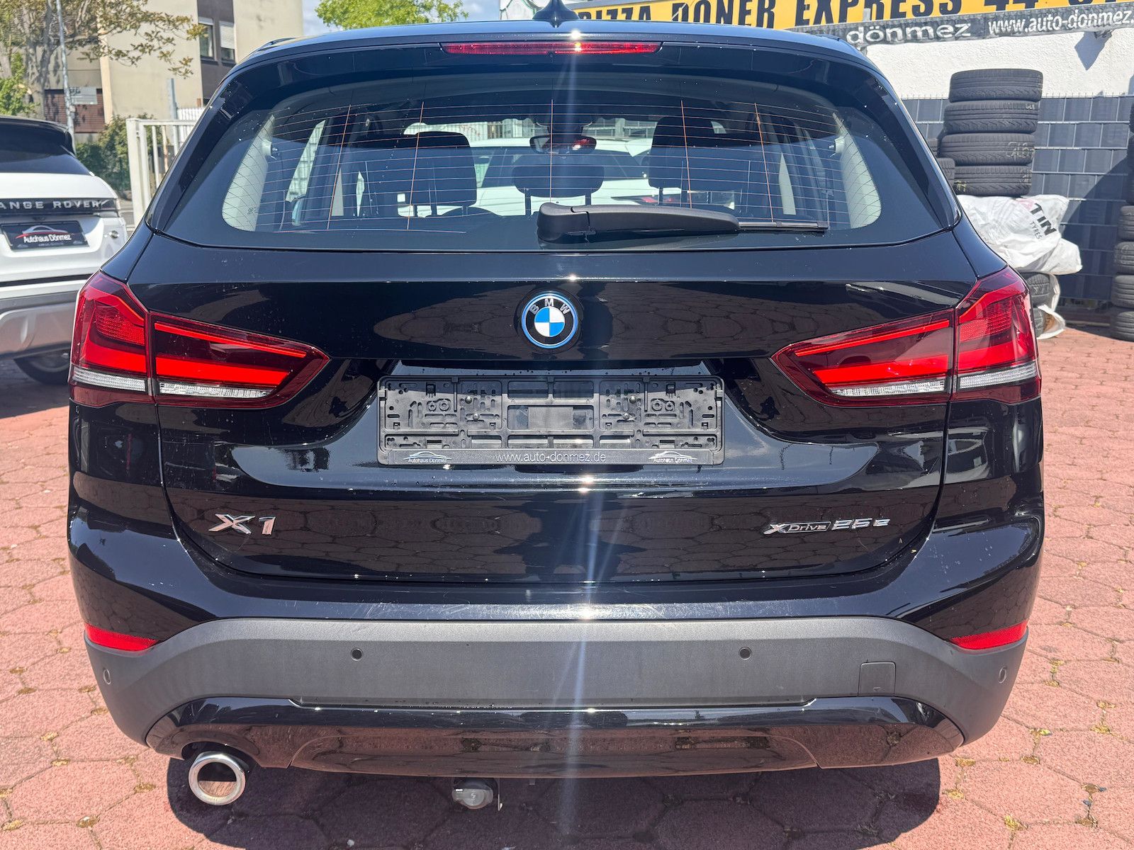 BMW X1 xDrive25e Advantage - Samsaru's Car Outlet