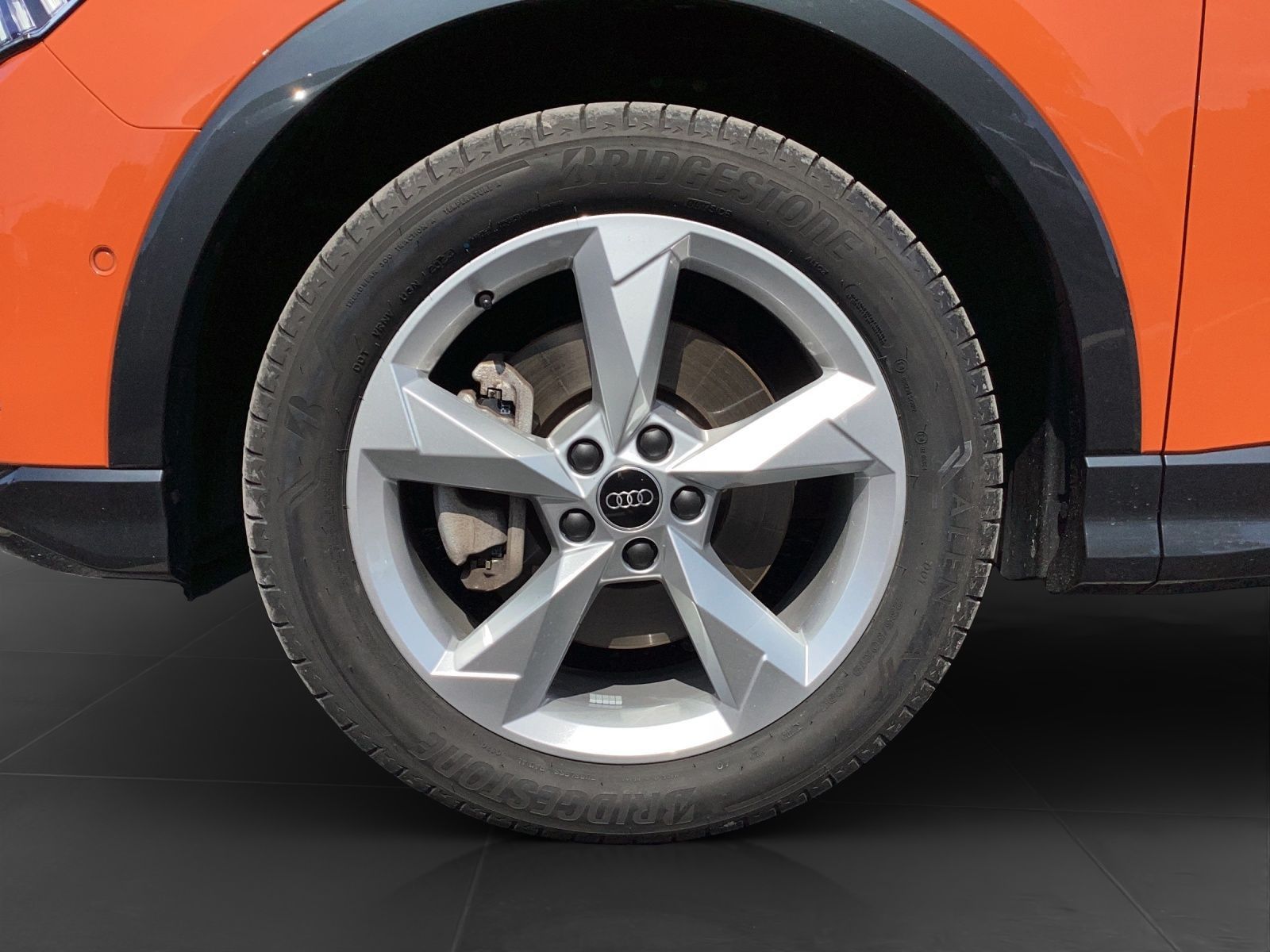 Audi Q3 40 TFSI Q ADVANCED - Samsaru's Car Outlet