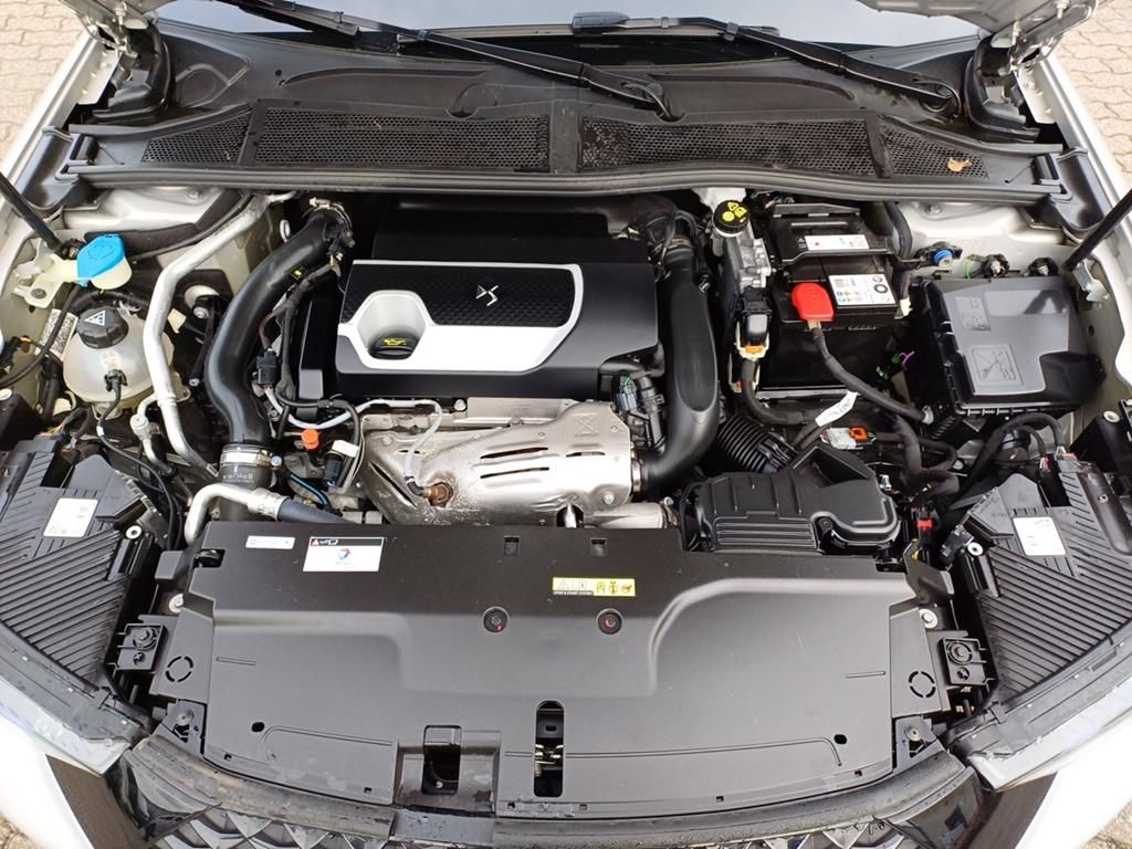 DS Automobiles DS4 Performance Line +