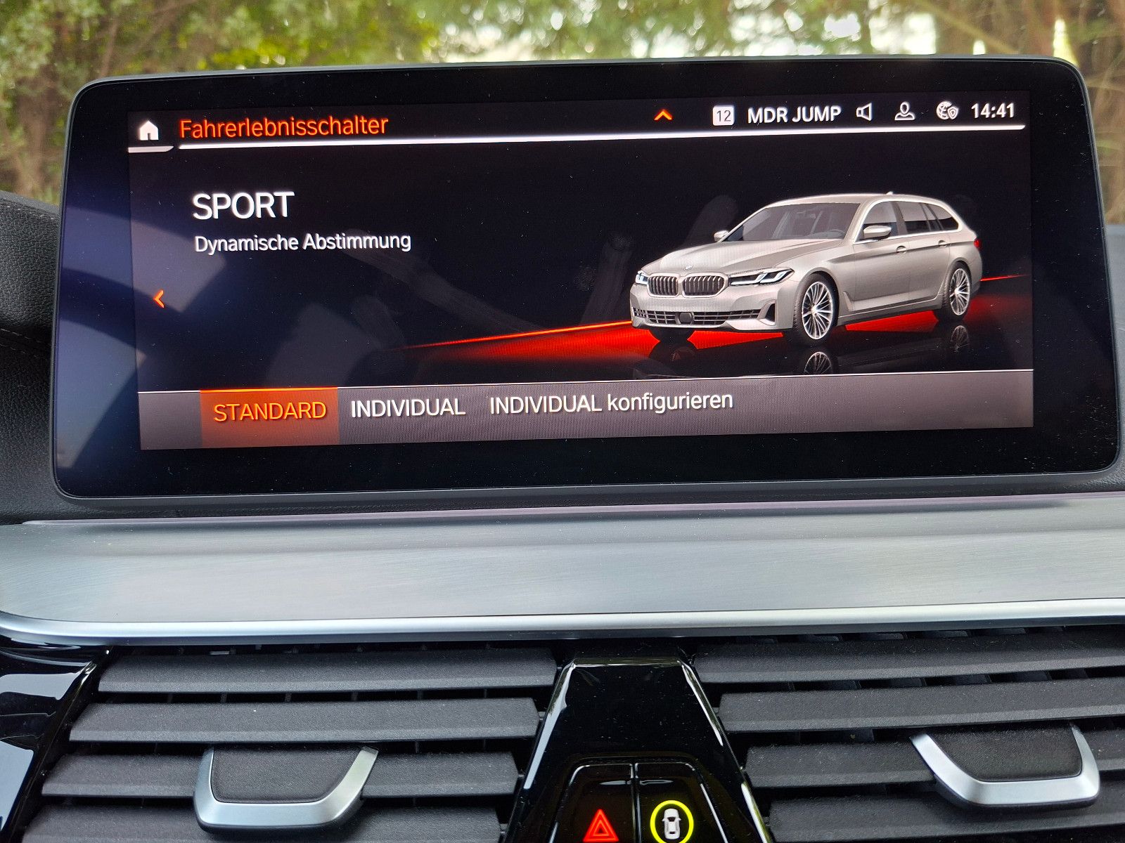 BMW 530d xDrive Touring LuxuryLine+360°CAM+PANO+ACC+