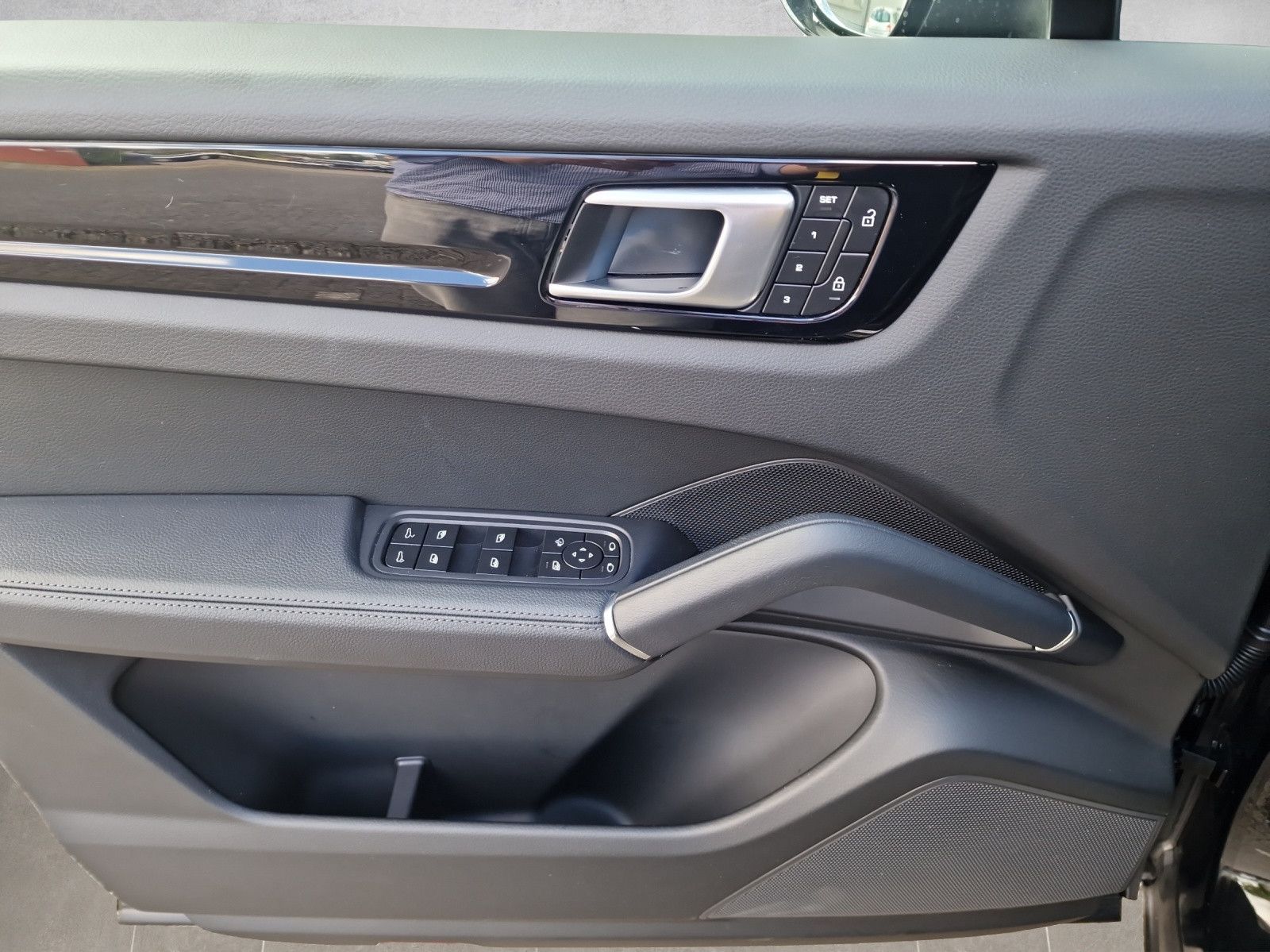 Porsche Cayenne Luft PASM SurroundView SignAssist 2xSH