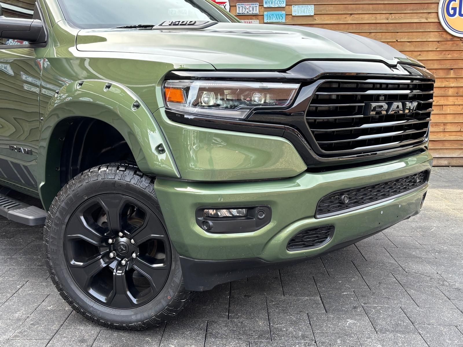 Dodge RAM 1500 5,7L BigHorn Crew Cab LED AHK 4x4