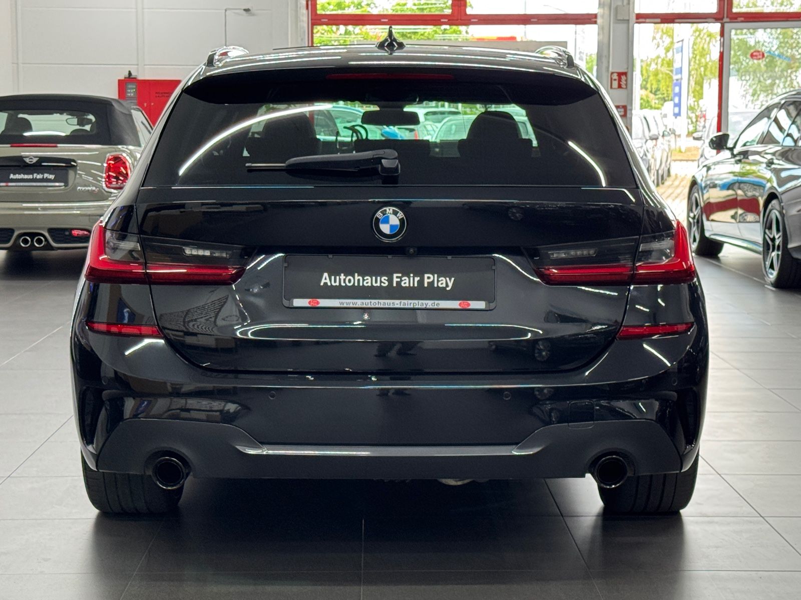 BMW 320 d M Sport - Samsaru's Car Outlet
