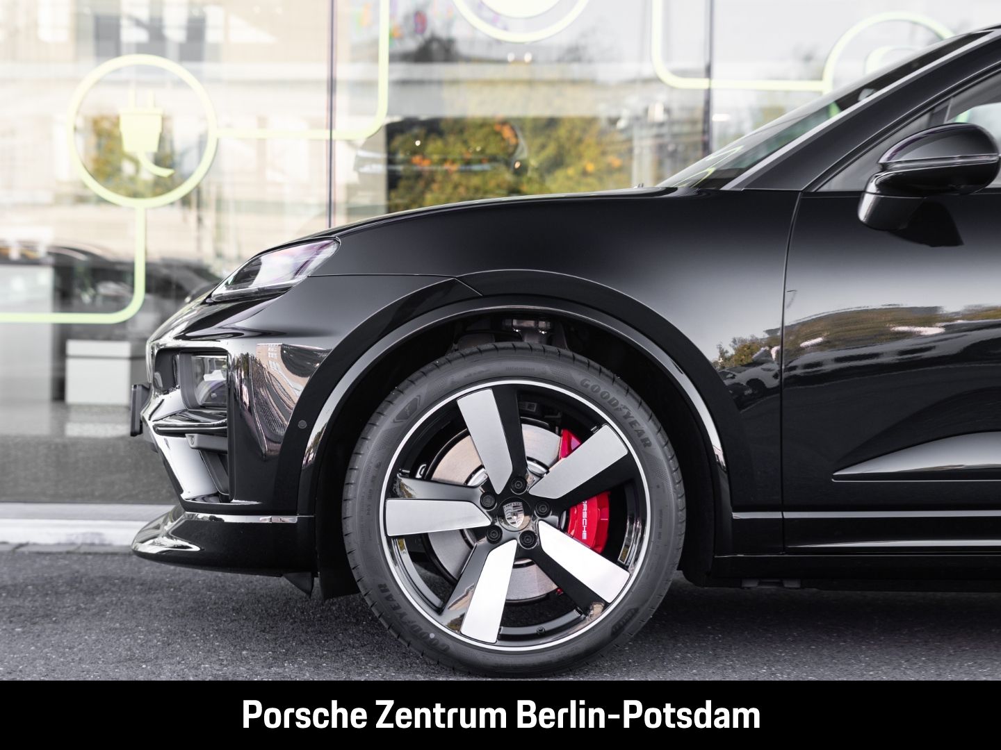 Porsche Macan Turbo LED-Matrix Surround-View InnoDrive