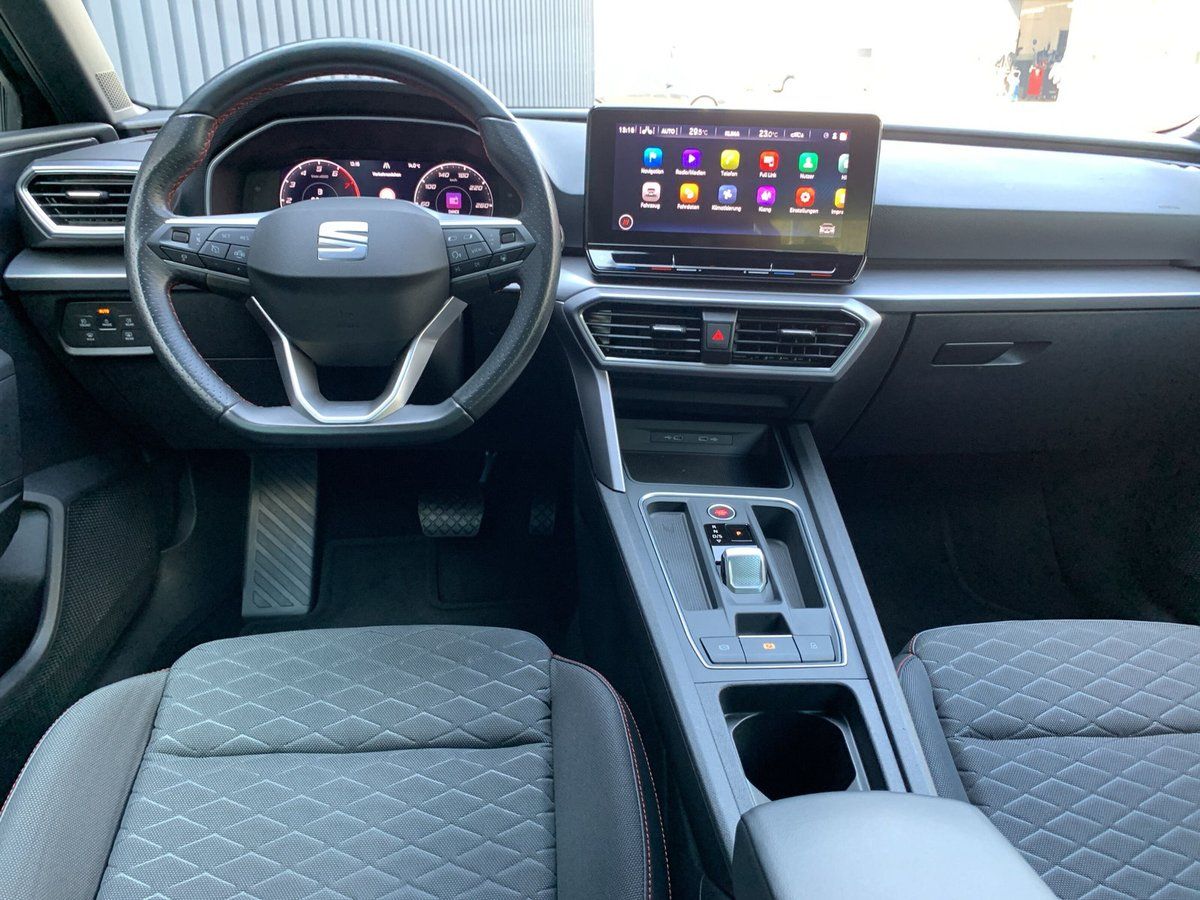 Seat Leon SPORTSTOURER FR 1.5 eTSI LED+KAMERA+AHK+SHZ