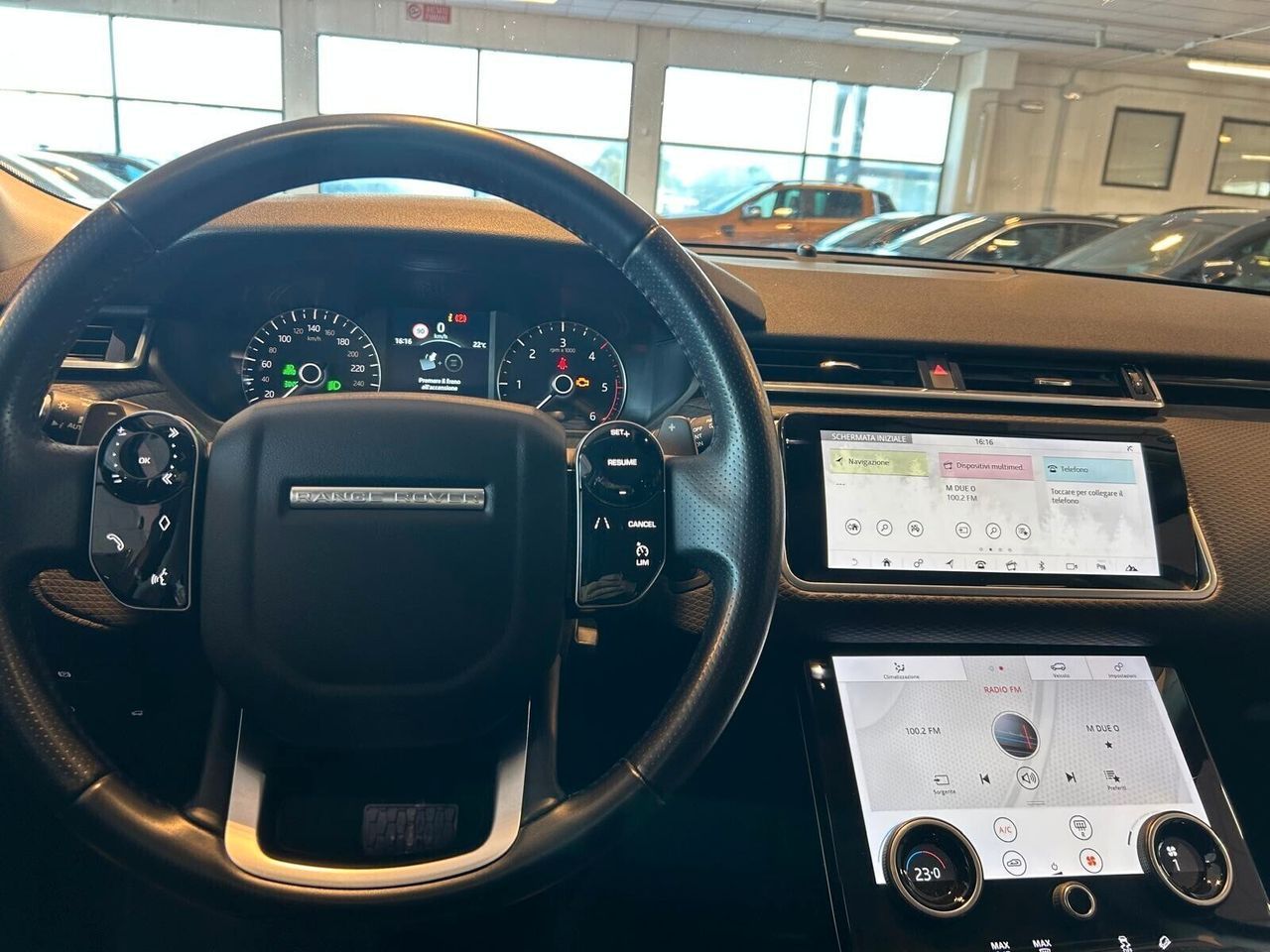 Range Rover Velar S 2.0D - Samsaru's Car Outlet
