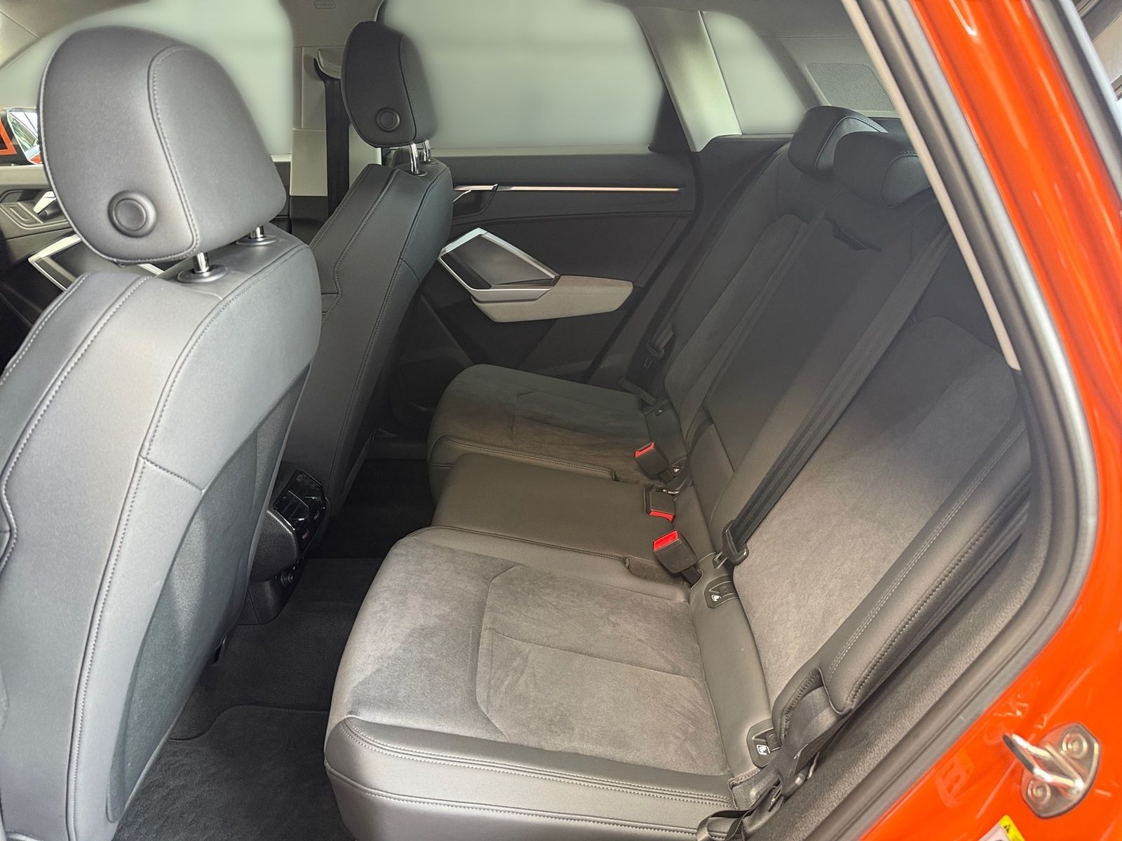 Audi Q3 advanced - Samsaru's Car Outlet