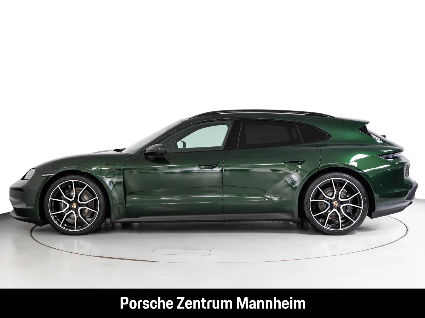 Porsche Taycan Sport Turismo SurroundView InnoDrive HD-M