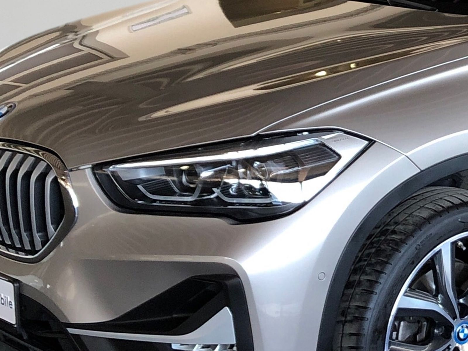 BMW X1 xDrive25e XLine - Samsaru's Car Outlet