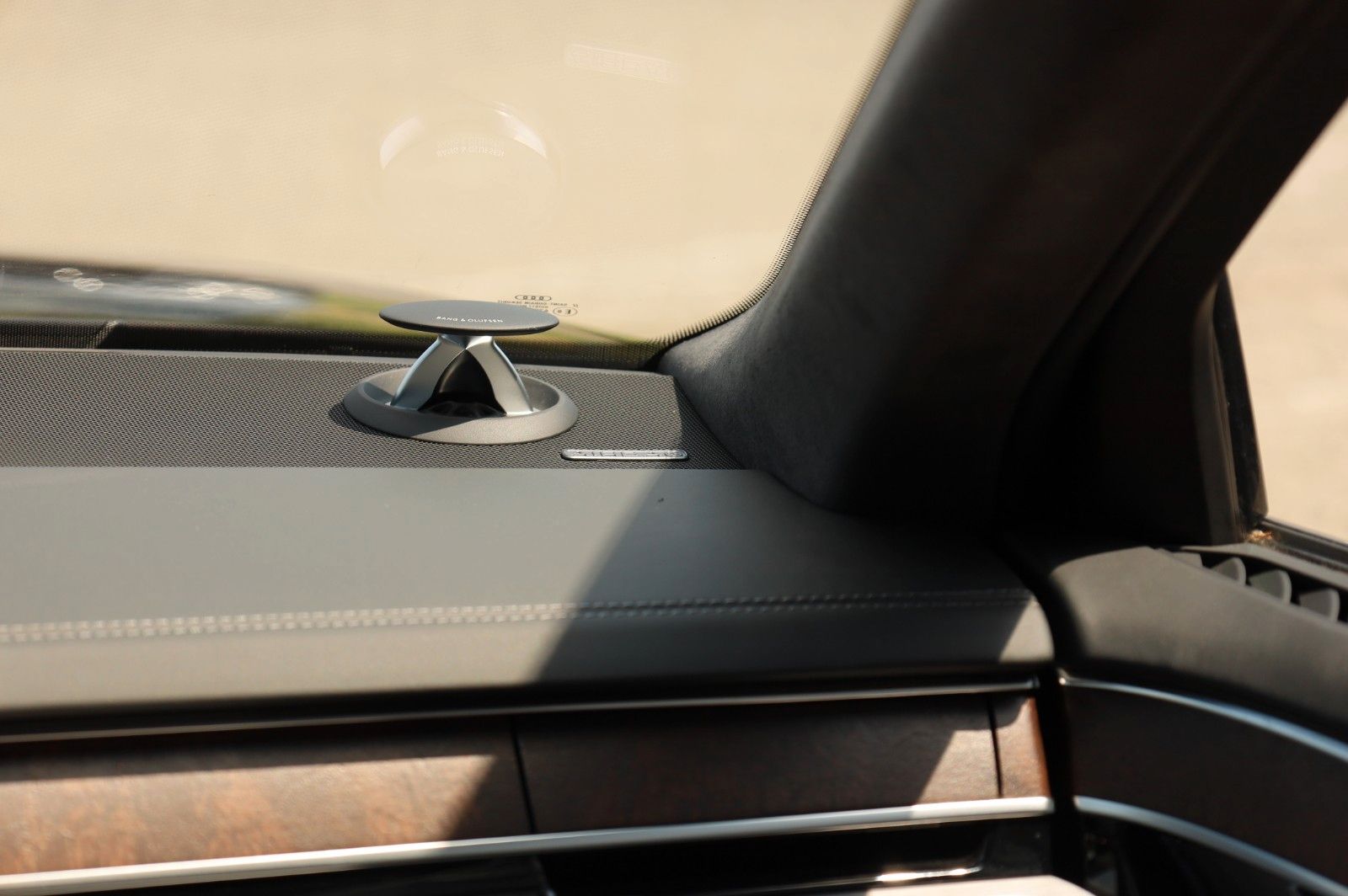 Audi A8 50 TDI Lang Exclusive - Samsaru's Car Outlet