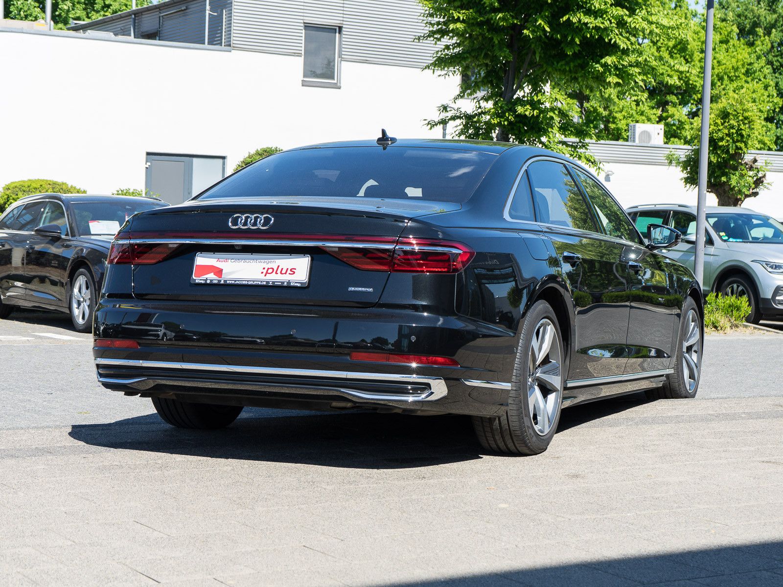Audi A8 L 55TFSI - Samsaru's Car Outlet