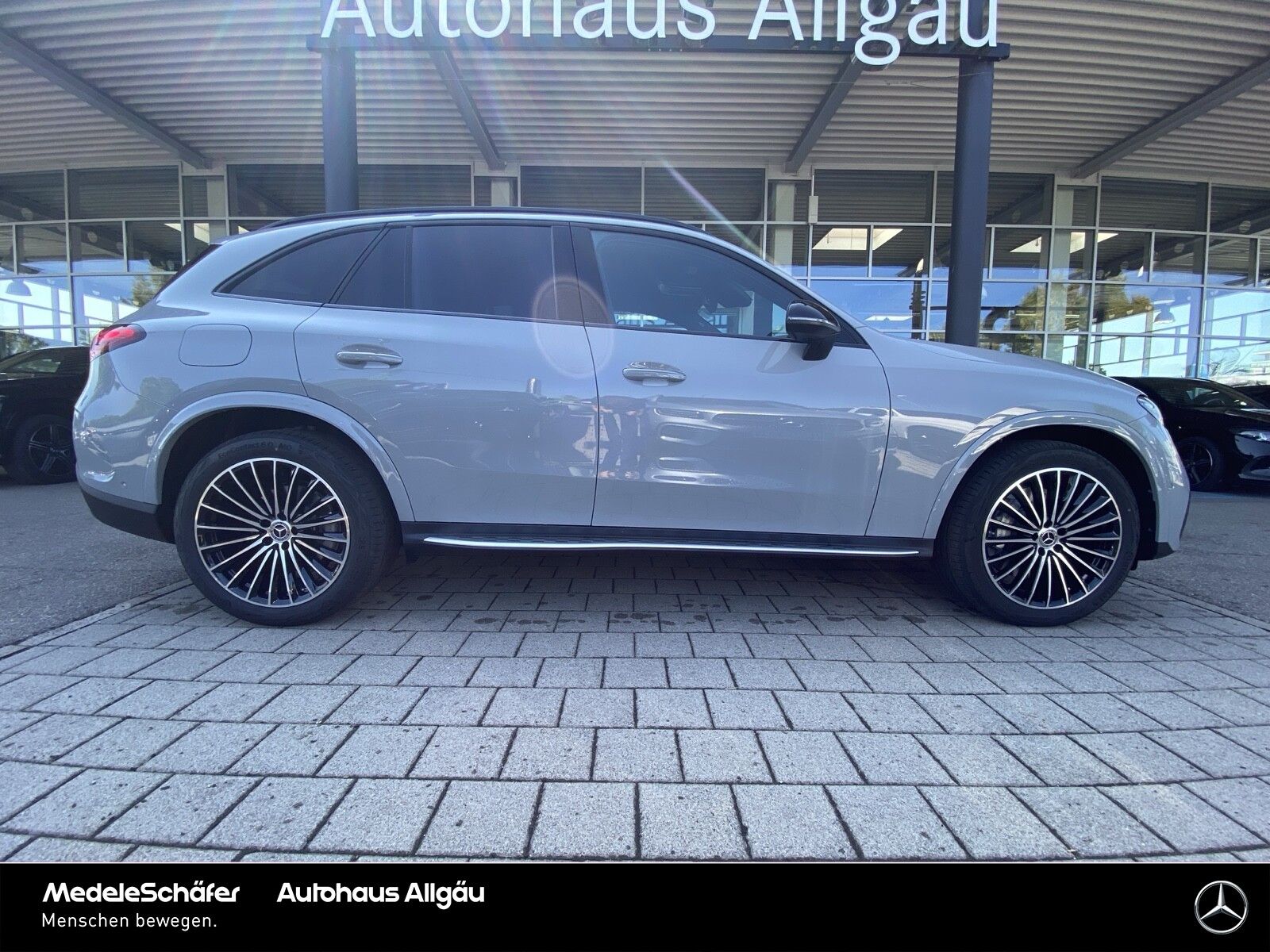 Mercedes-Benz GLC 300 d 4M AMG Night Distr DigLi AHK Burm Pano