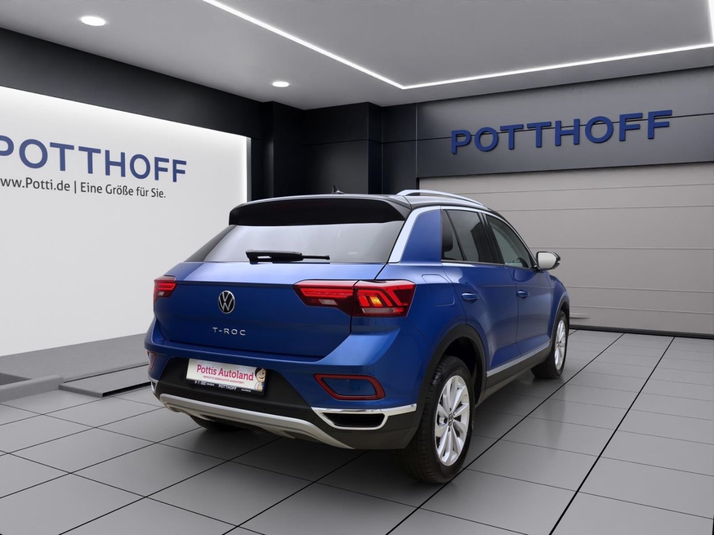 Volkswagen T-Roc 1.0 TSI STYLE - Samsaru's Car Outlet