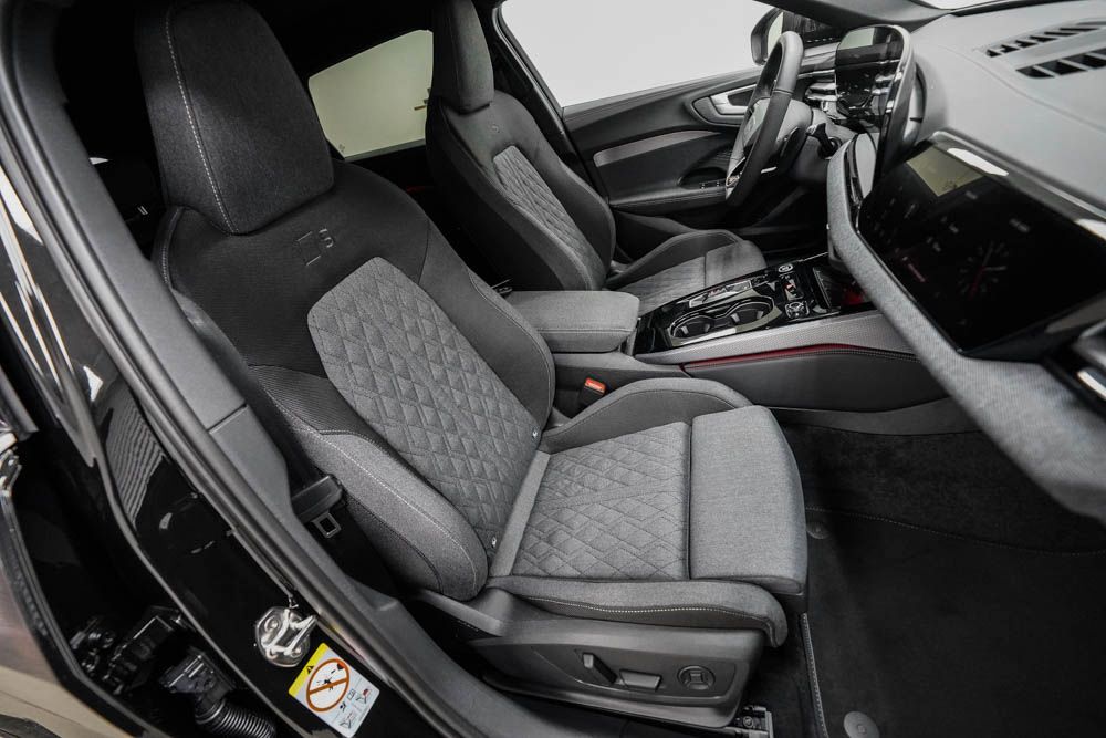 Audi A5 Avant TDI quattro s-tronic S-Line,AHK,B -LAG.