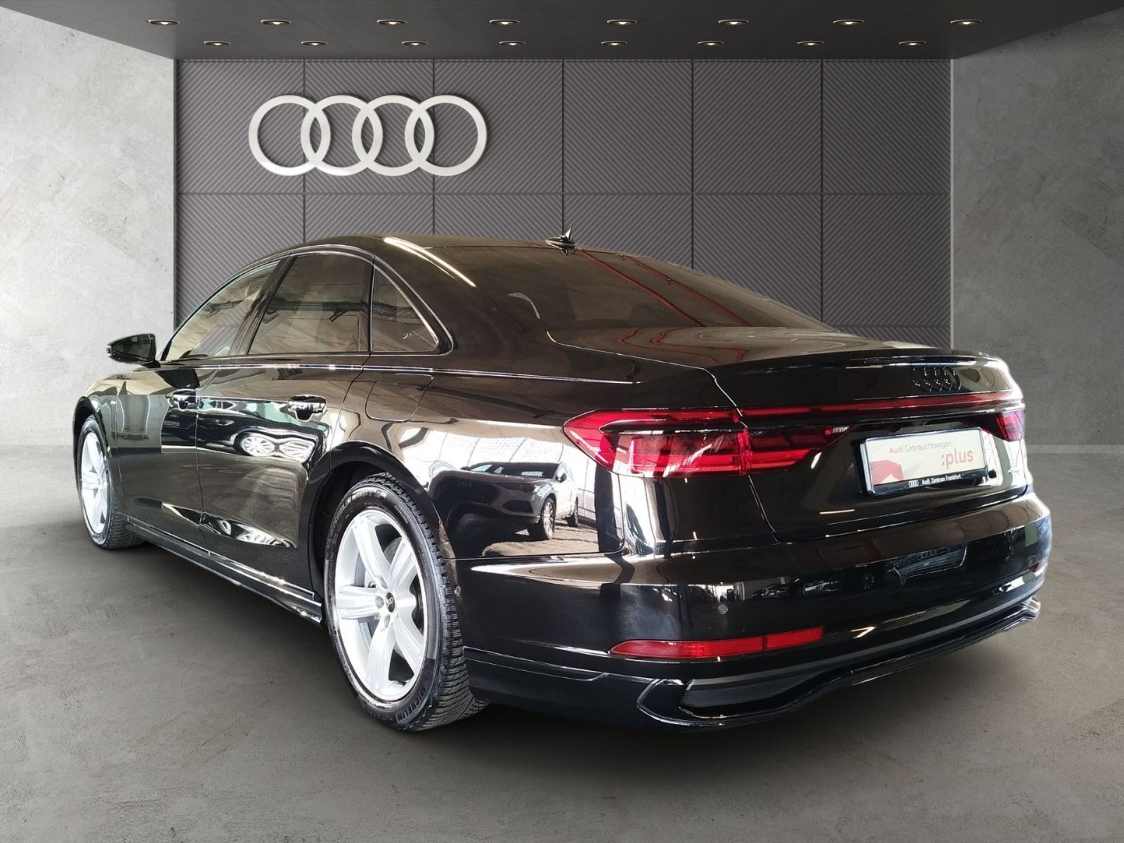 Audi A8 60 TFSI e quattro - Samsaru's Car Outlet