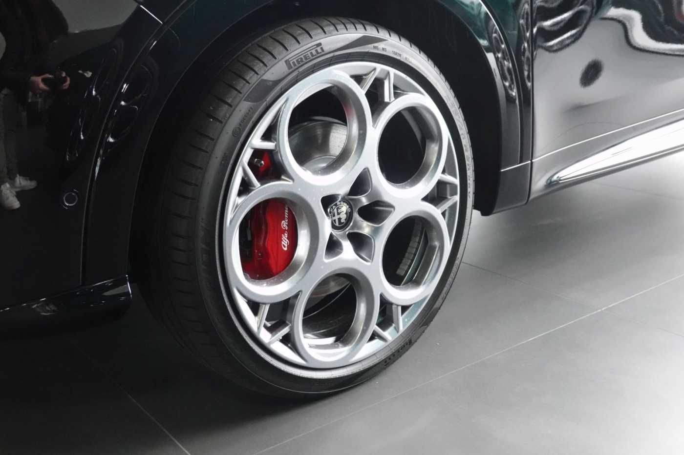 Alfa Romeo Tonale Veloce  1.5 VGT Hybrid 20'-LM LED NAVI PA