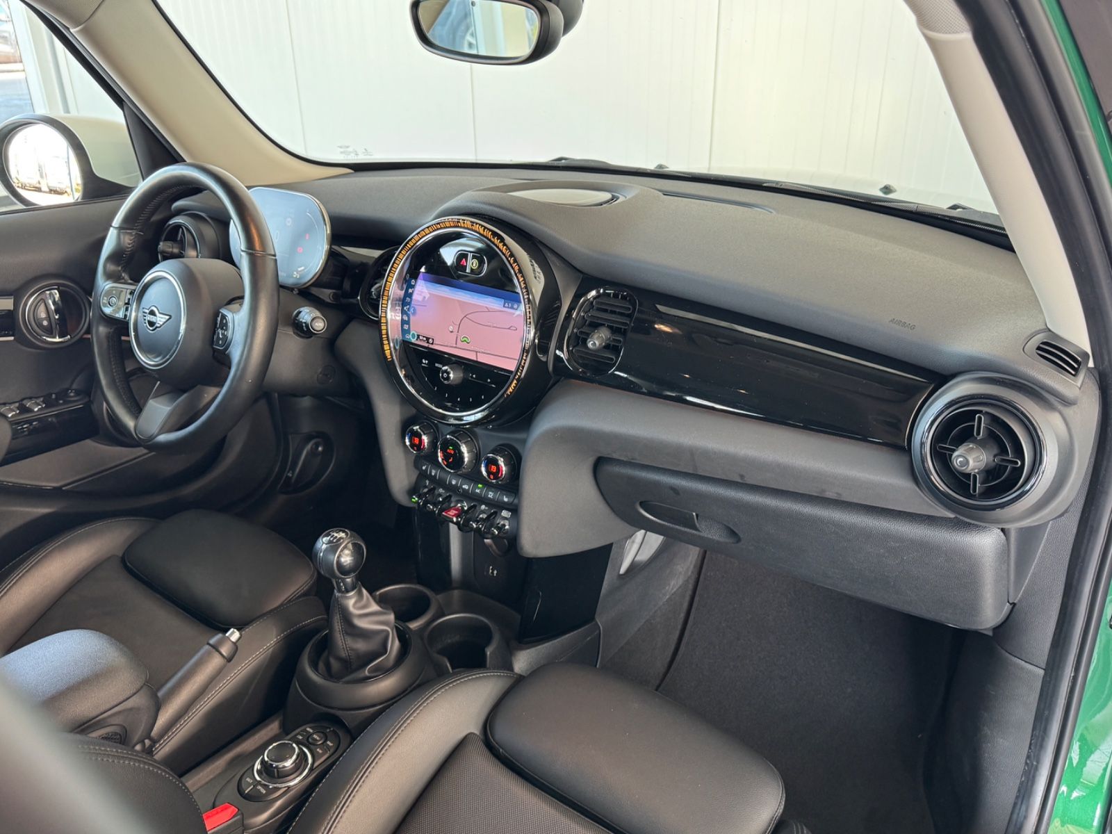 MINI Cooper S Classic - Samsaru's Car Outlet
