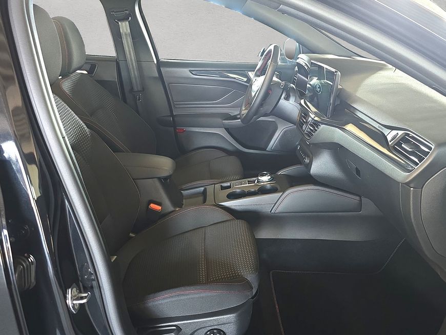 Ford Focus Turnier 1.5 EcoBlue  Aut. ST-LINE X