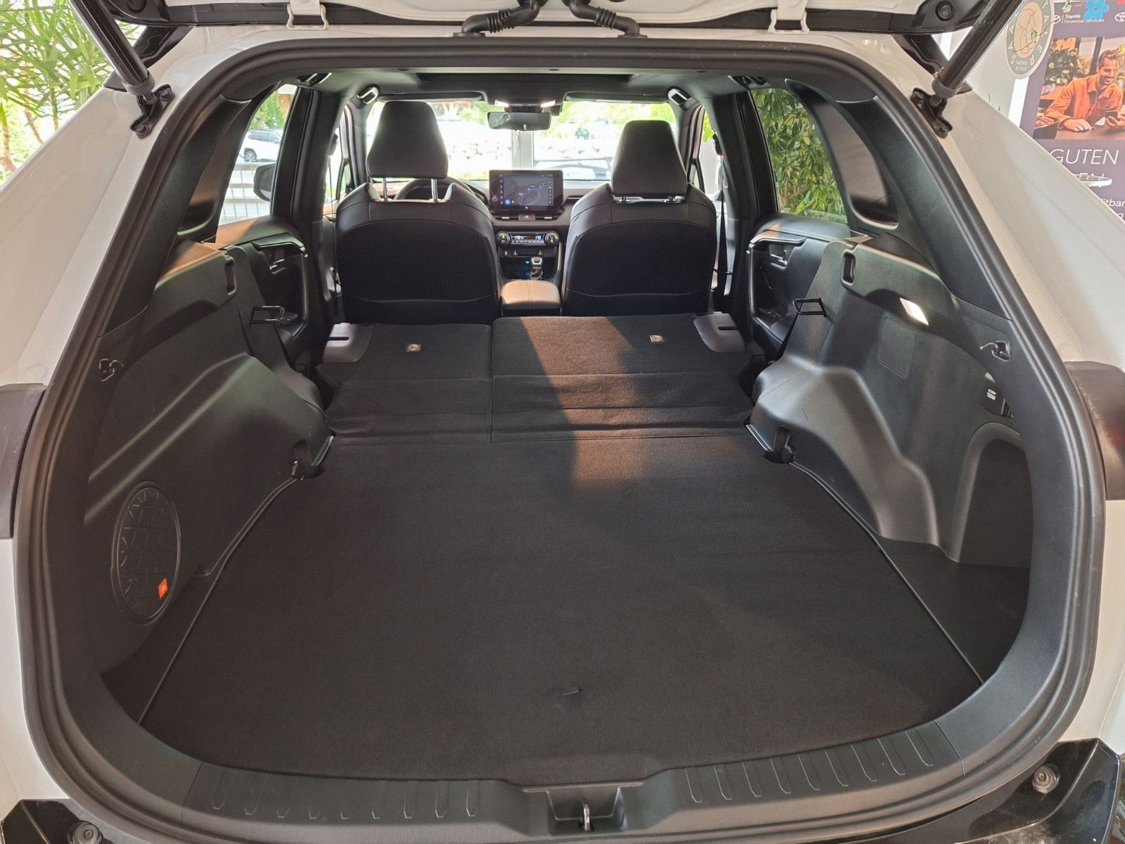 Toyota RAV4 Plug-in Hybrid 4x4 GR Sport - Samsaru's Car Outlet