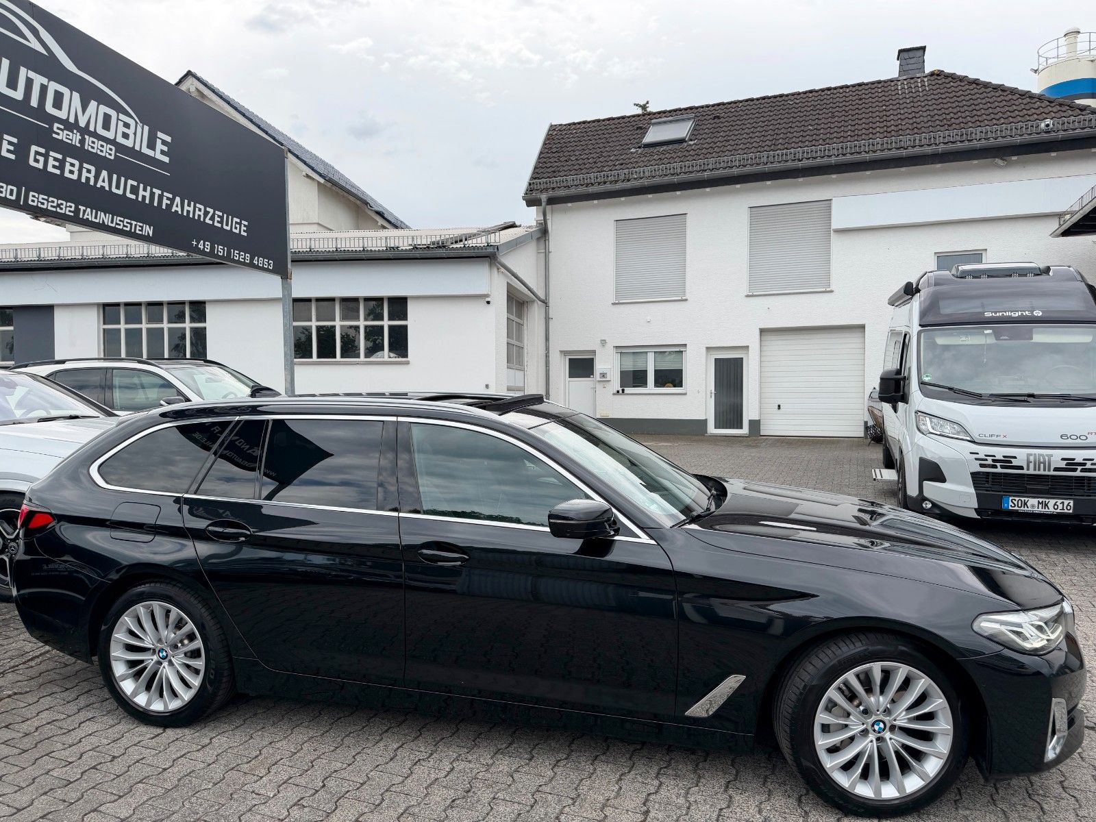 BMW 530i Luxury PANO*DDC*Leder*ACC*360°*AdapLED*HiFi