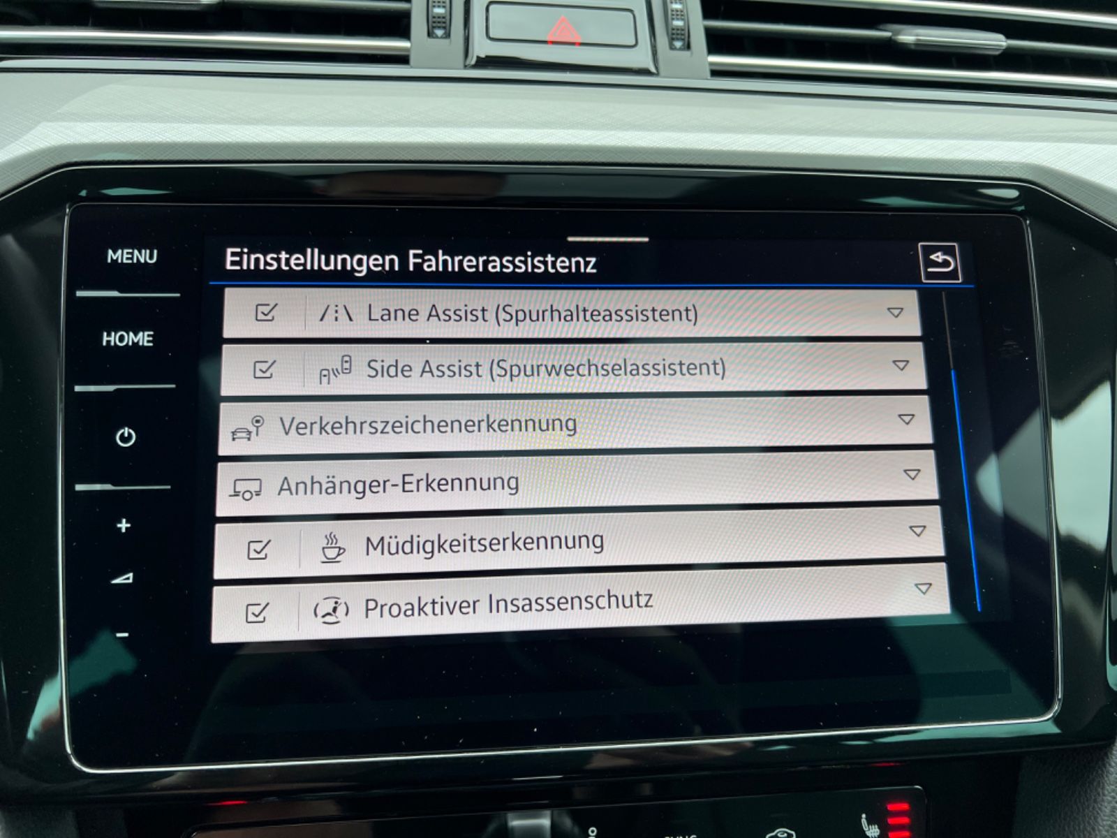 Volkswagen Passat 2.0 TDI - Samsaru's Car Outlet