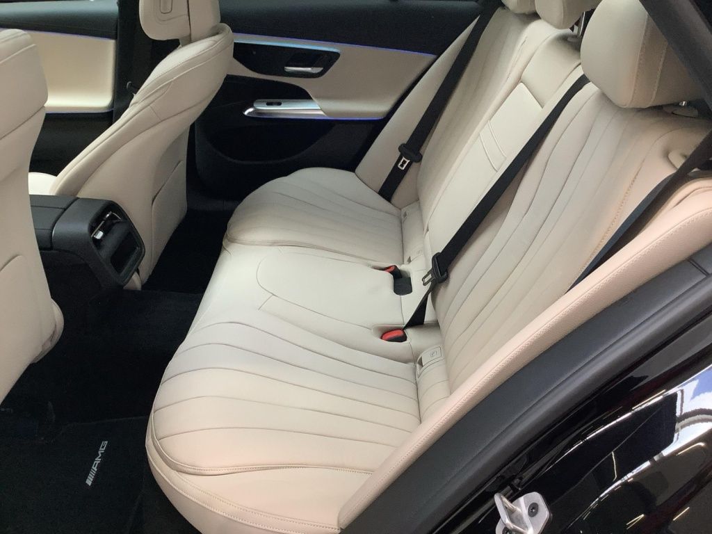 Mercedes-Benz E 450 d 4M T AMG/Night/Digital/Panorama-SD/360°K