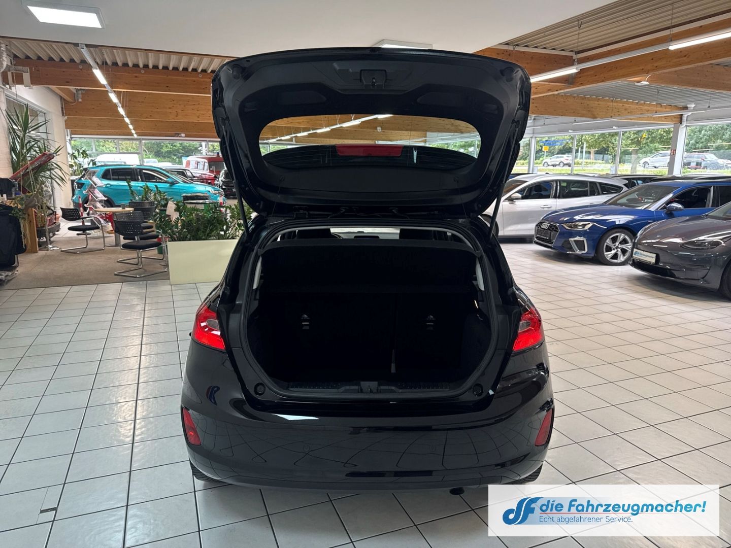 Ford Fiesta Titanium M-Hybrid - Samsaru's Car Outlet