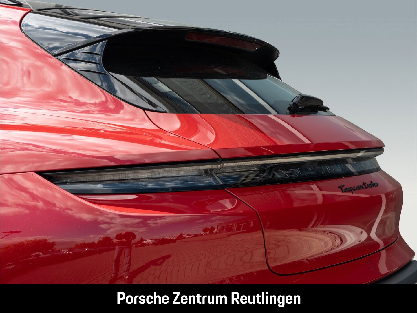 Porsche Taycan Turbo Cross Turismo LED-Matrix Panorama