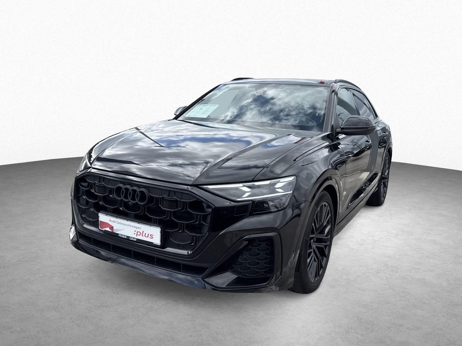 Audi Q8 50 TDI qu. tiptr. - PANO - AHK - 2 x S LINE