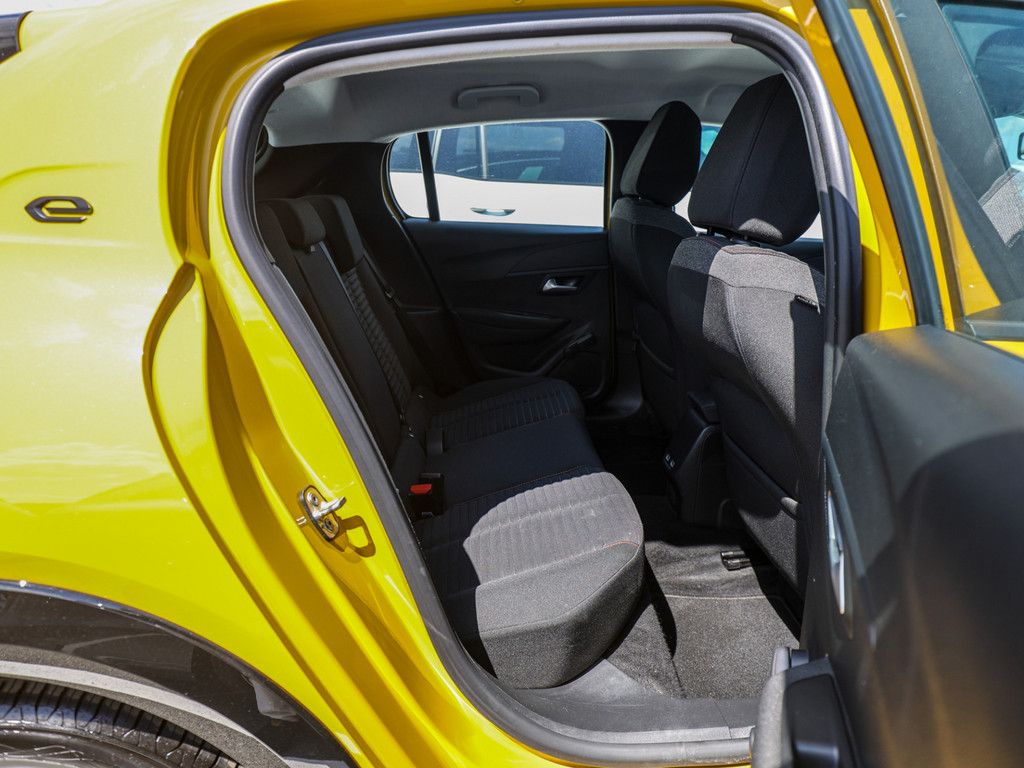 Peugeot e-208 Active - Samsaru's Car Outlet