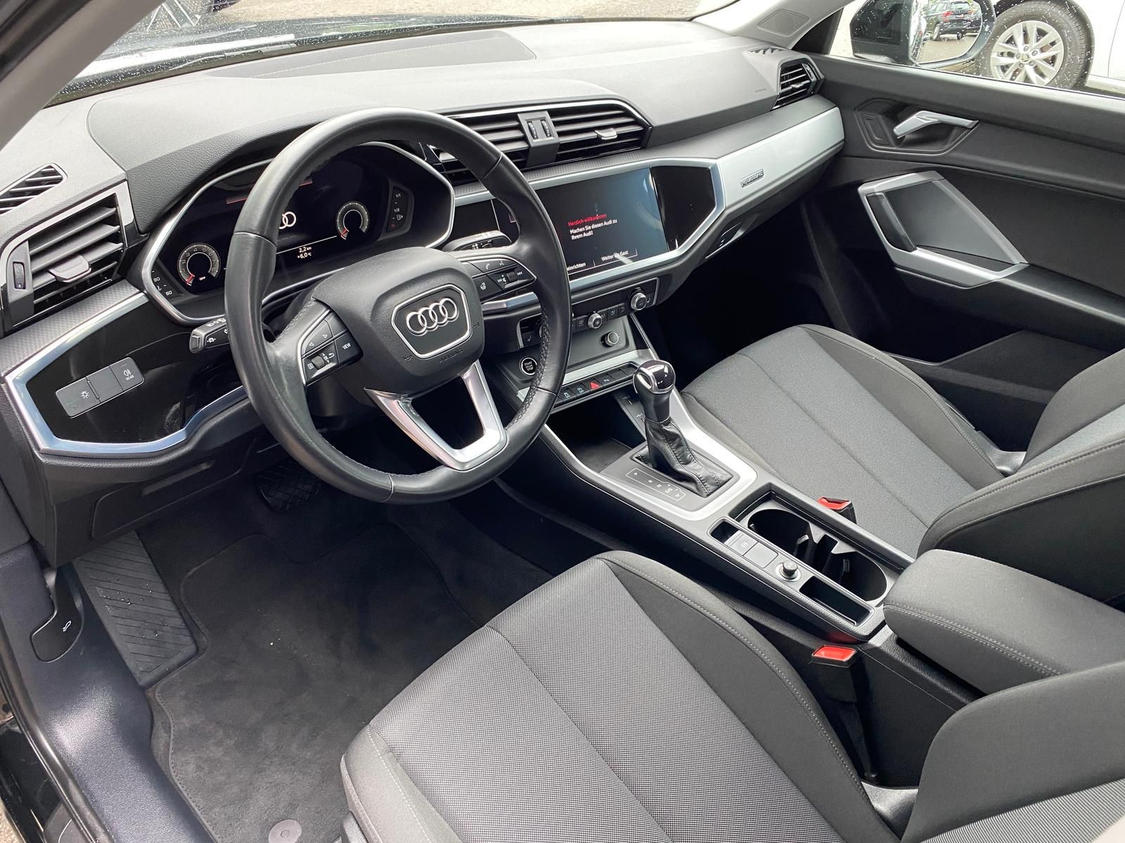 Audi Q3 40 TFSI quattro S-tronic - Samsaru's Car Outlet