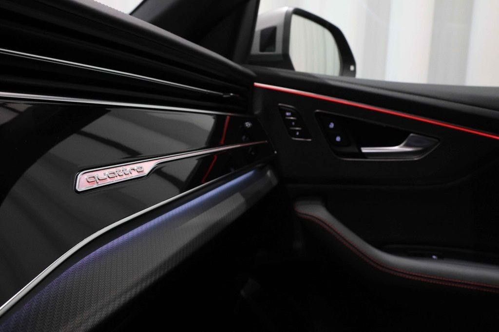 Audi RSQ8 Performance Q 640hp 23" Pano Massage *VAT*