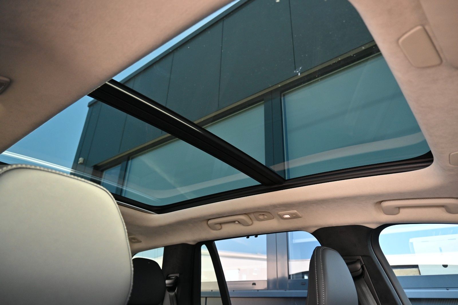 Volvo XC90 T8 Recharge AWD Ultra Dark*LUFT*B&W*Massage