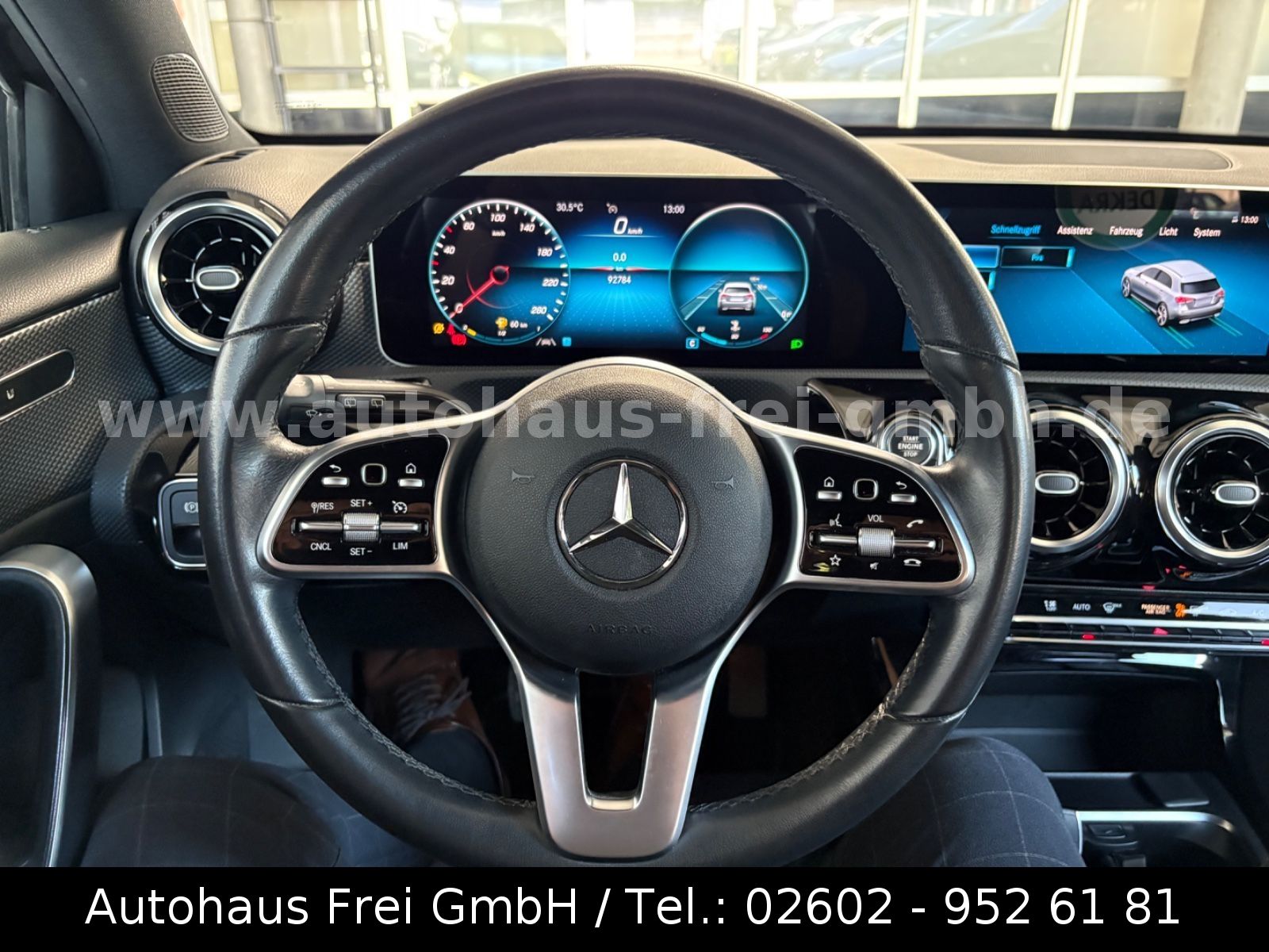 Mercedes-Benz A 160 Progressive - Samsaru's Car Outlet