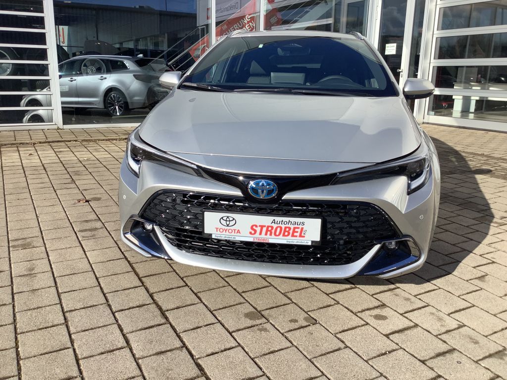 Toyota Corolla 1.8 Hybrid Touring Sports Team Deutschla