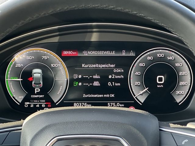 Audi Q5 55+TFSI e+S-LINE+PANO+MATRIX+AHK+