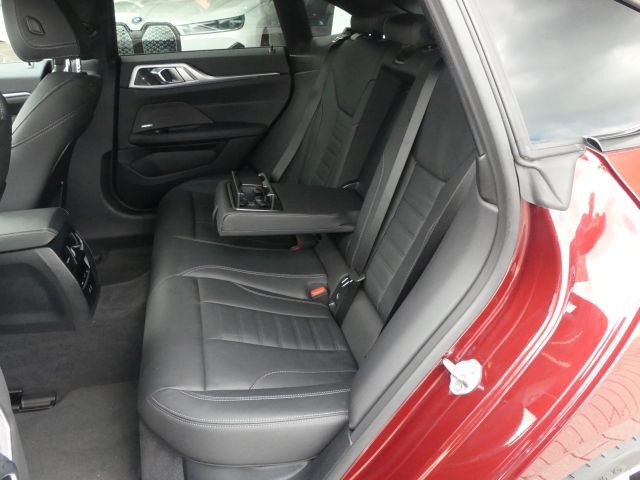BMW i4 eDrive35 M Sport SD°ACCPro°AHK°Laser°ElSitz+M
