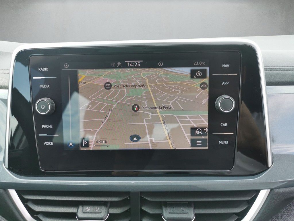 Volkswagen T-Roc 1.5 TSI DSG Style - Samsaru's Car Outlet