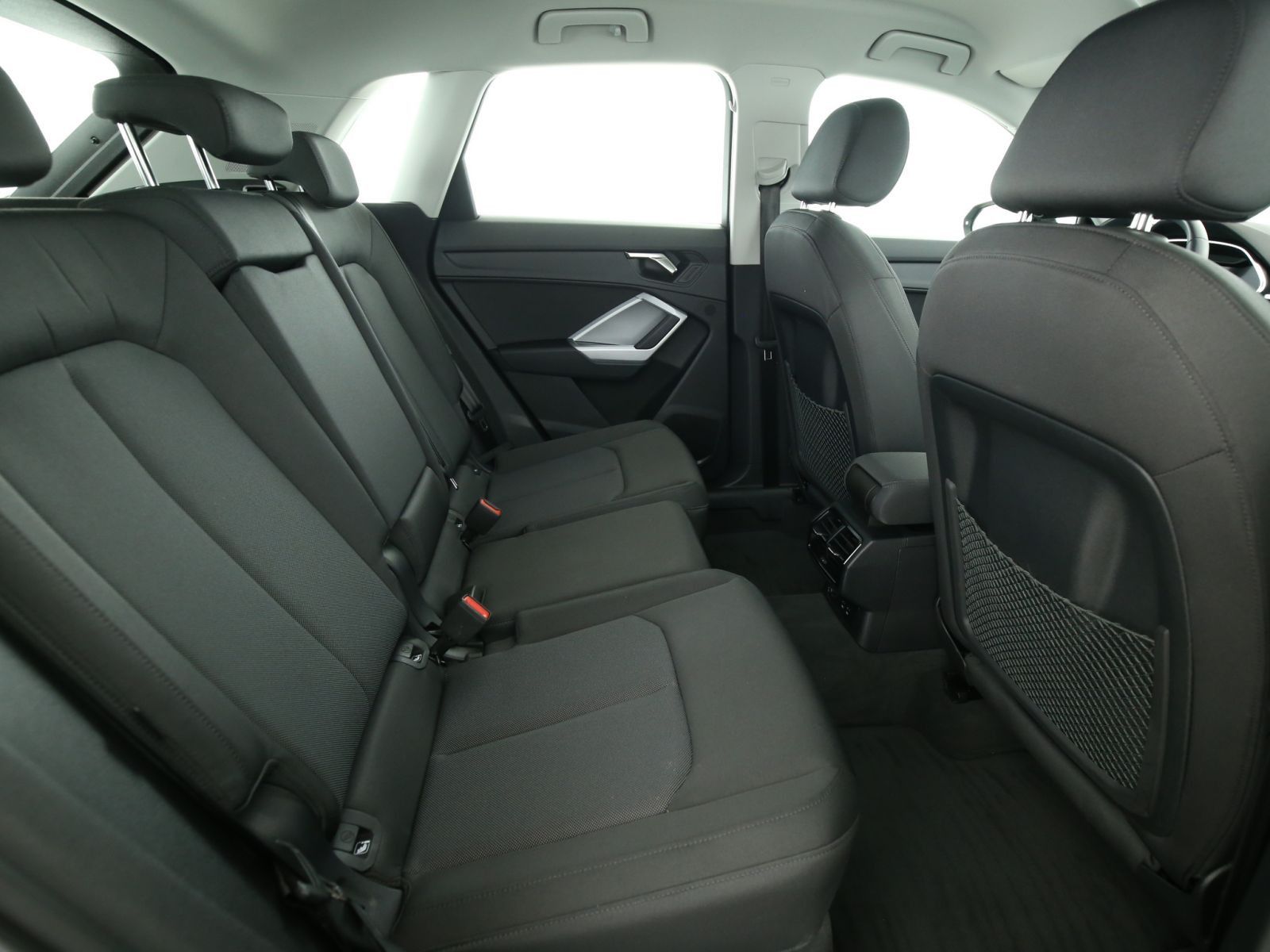 Audi Q3 35TDI quattro - Samsaru's Car Outlet
