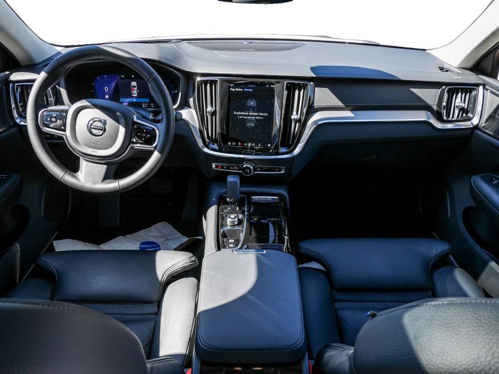 Volvo S60 T8 Ultimate Dark Recharge Plug-In Hybrid AWD