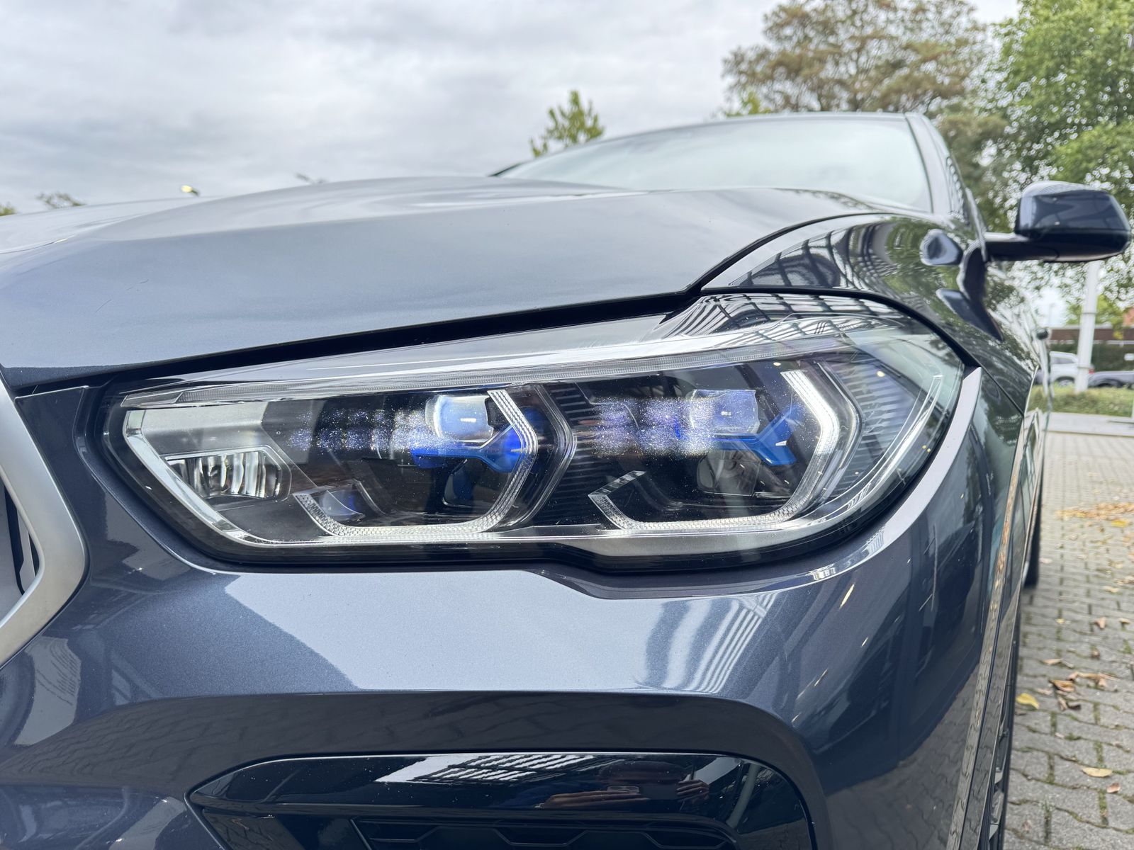 BMW X6 xDrive30d M Sport AHK PANO LASER Sitzklima
