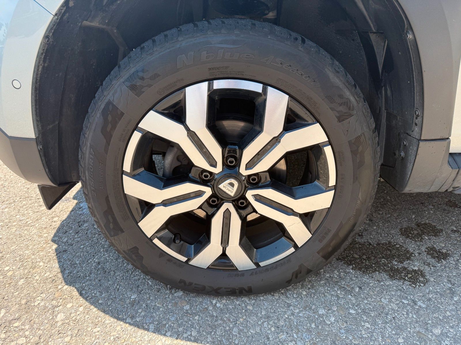 Dacia Duster TCe 150 4WD Prestige - Samsaru's Car Outlet