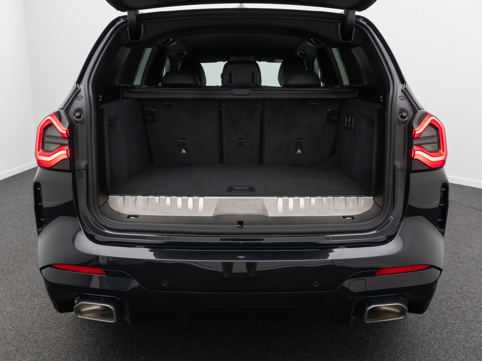 BMW X3 xD30e M Sport - Samsaru's Car Outlet