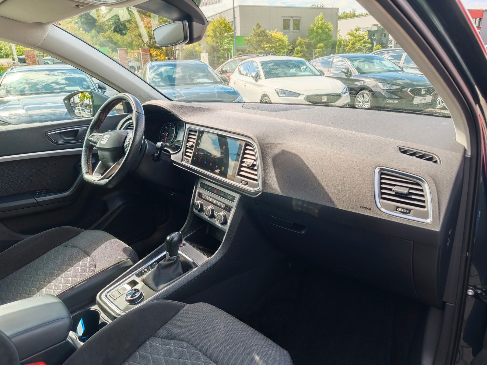 Seat Ateca FR 4Drive DSG 150PS NAVI+SHZ+AHK+APP+