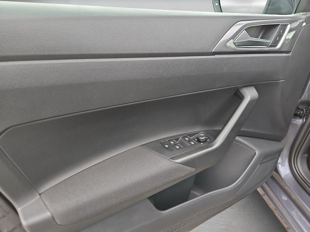 Volkswagen Polo VI 1.0 TSI DSG Style *Navi*Kamera*AHK*