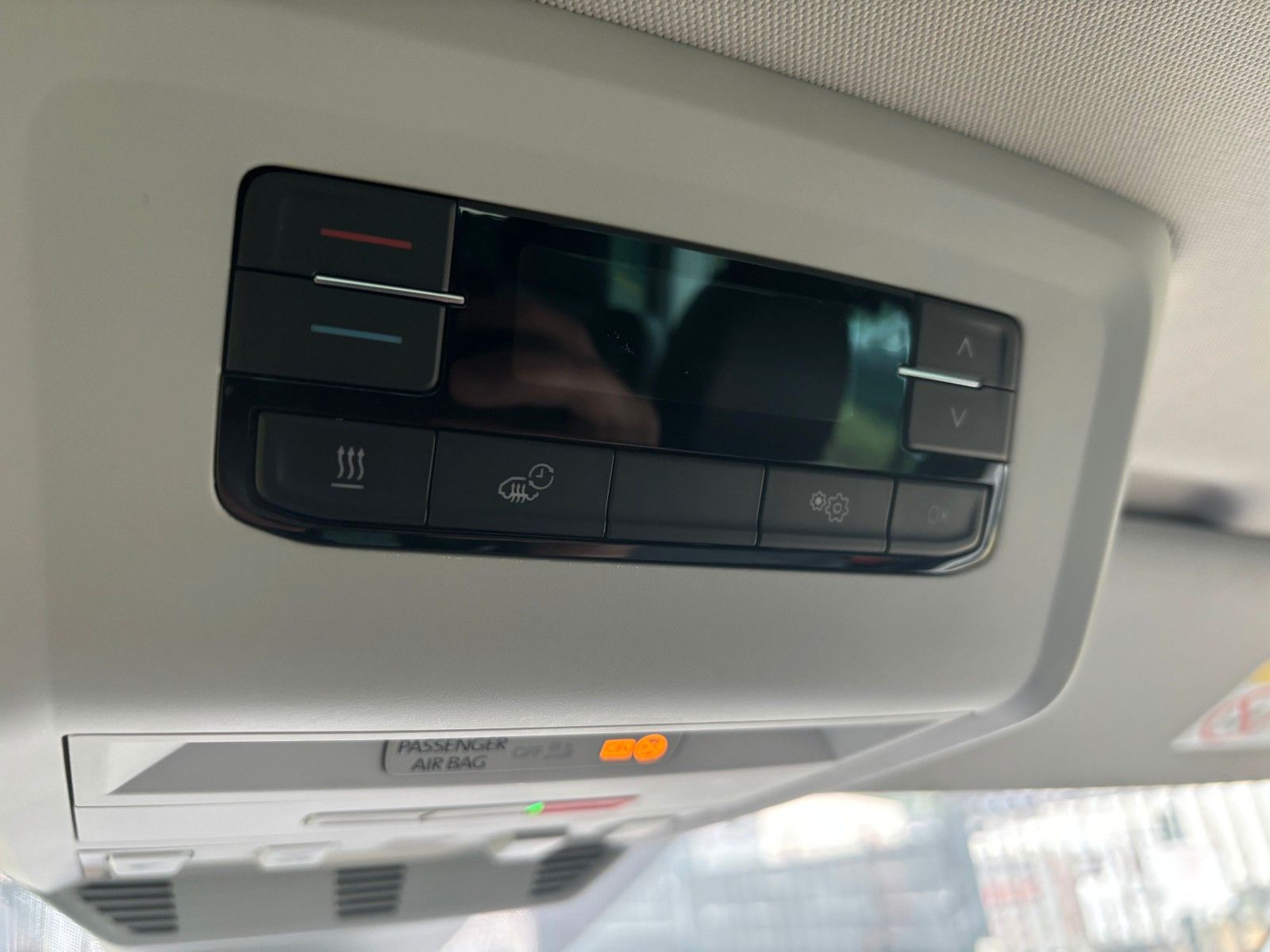 Volkswagen T6 Multivan Highline - Samsaru's Car Outlet